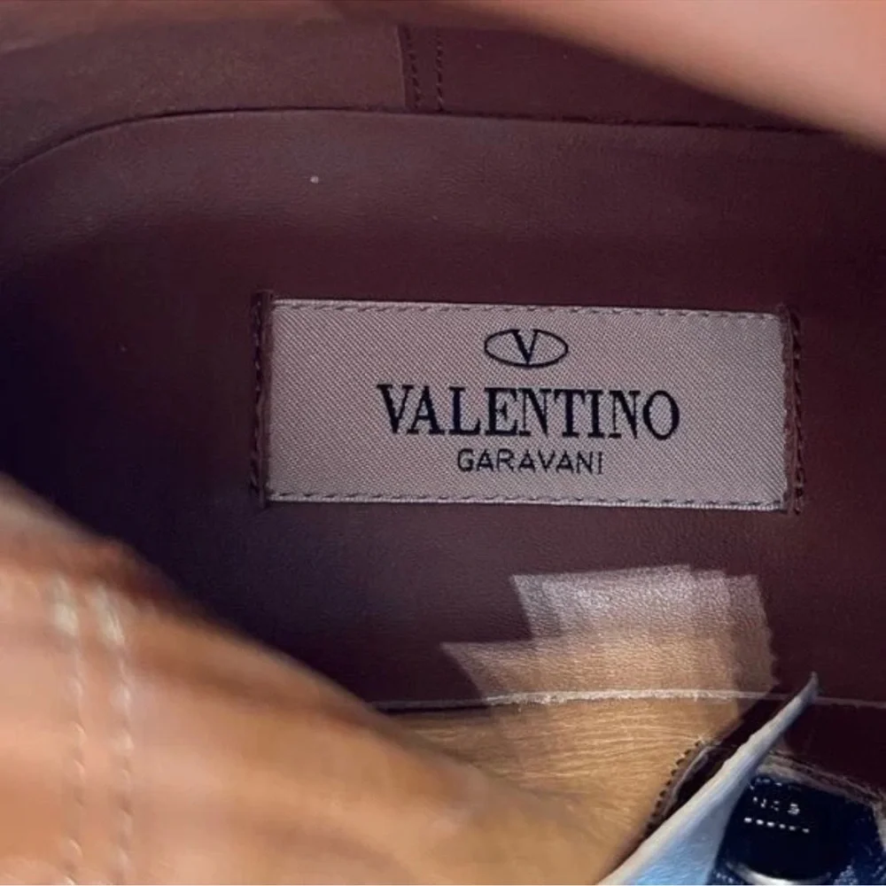 Valentino Garavani Brown Over-the-Knee Leather Boots
Authentic - Picture 7 of 7